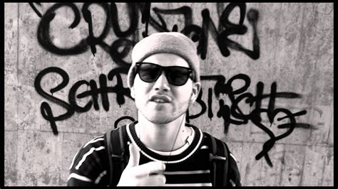 Cryptone - Schreibtisch (Official Video) - YouTube