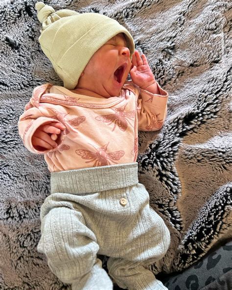 Utkarsh Ambudkar Instagram