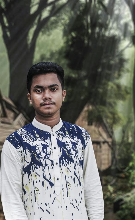 500+ Bangladeshi Boy Pictures [HQ] | Download Free Images on Unsplash