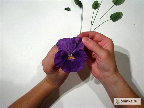 Мастер-класс. Анютины глазки | Fabric flowers, Gum paste flowers, Silk ...