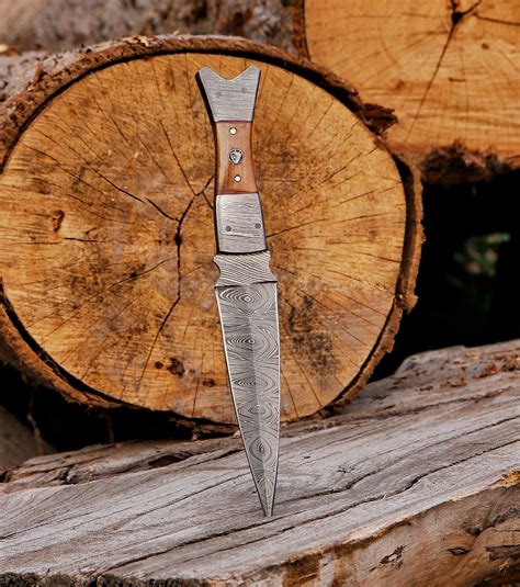 fixed blade handmade damascus steel hunting dagger knife