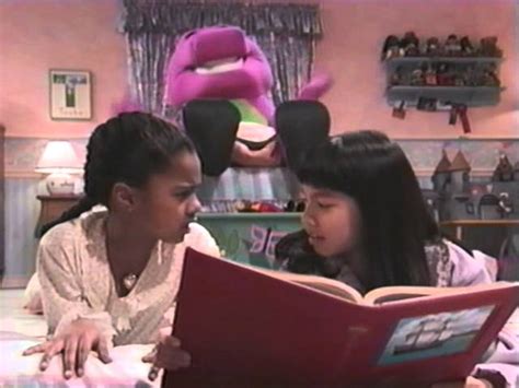 Barney Imagination Island