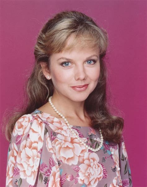 Linda Purl Portrait in Floral Dress Photo Print (24 x 30) - Walmart.com