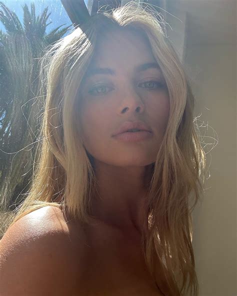 MEGAN BLAKE IRWIN | On set last week with @forever21 💓 | Instagram