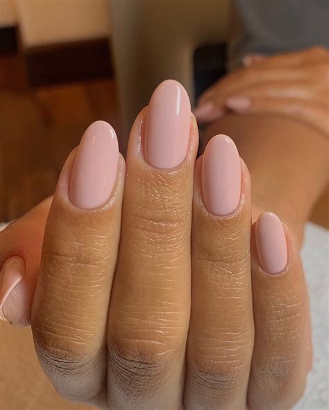 Oval shaped nails – Artofit