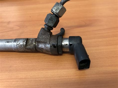 h8200704191 8200903034 Fuel Injector Renault Megane 2009 1.5L 63EUR ...