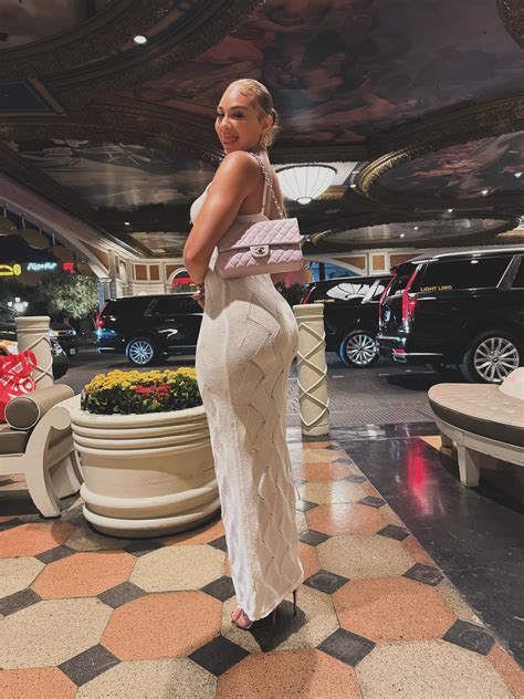 Scotty w/ the Body Baby | Baddies Sunday! Its giving Baddie League 😅😁