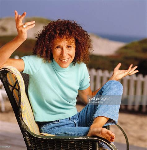 Rhea Perlman's feet