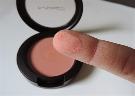 Simple Charm Beauty: MAC Melba Powder Blush + Dupe?