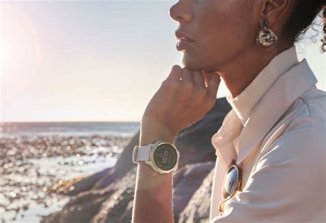 Wearables for Women | Smartwatches | Garmin