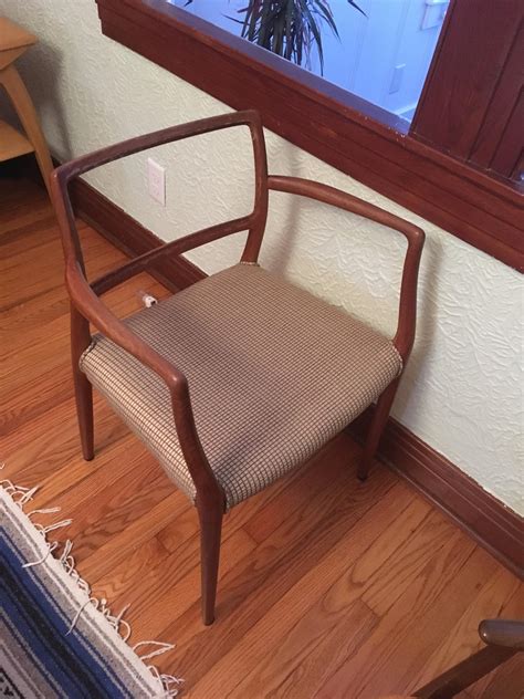 Craigslist free stuff find. I want to string cord for the seat, but