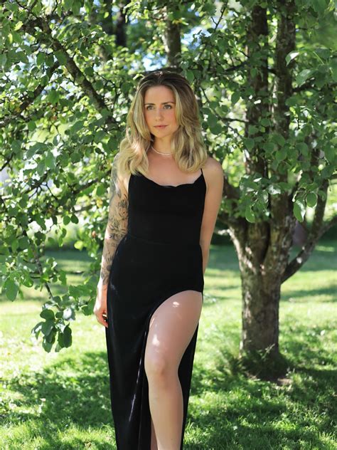 Sarah Eveliina (@saraheveliina) • Instagram photos and videos