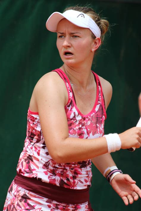 Download Czech Tennis Player Barbora Krejcikova Wallpaper | Wallpapers.com