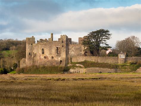 Laugharne Castle – Photosharp Wales – Landscape and Macro
