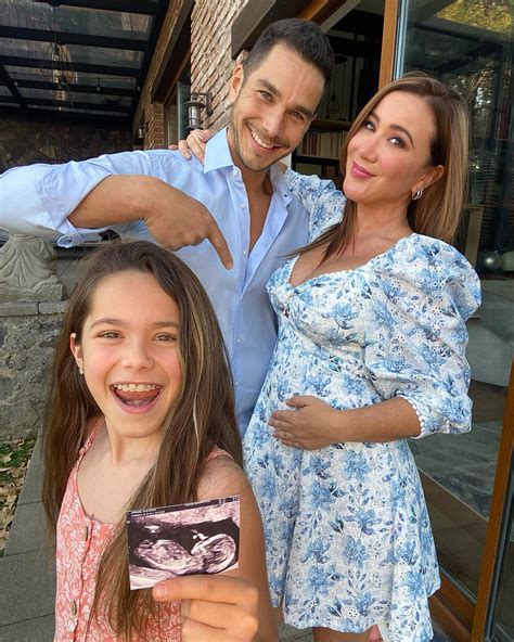 Mariazel (@mariazelzel) • Instagram photos and videos