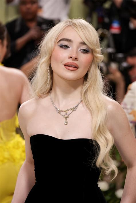 Sabrina Carpenter fotos (977 fotos) - LETRAS.COM