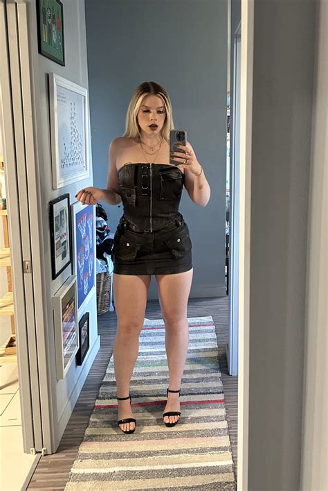 Wynne : r/EntertainingFeet