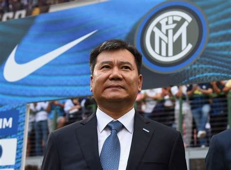 Zhang Jindong é fundador da Suning.com e dono da Inter de Milão
