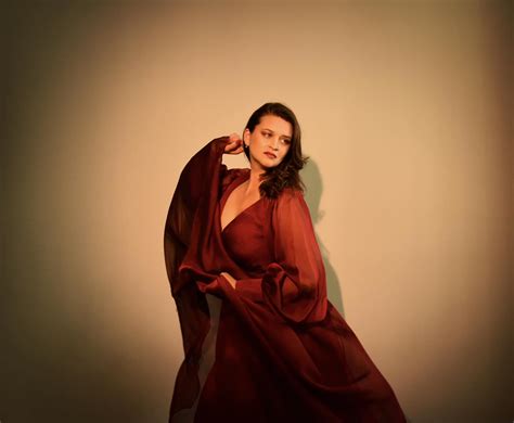 Megan Moore, Mezzo-soprano