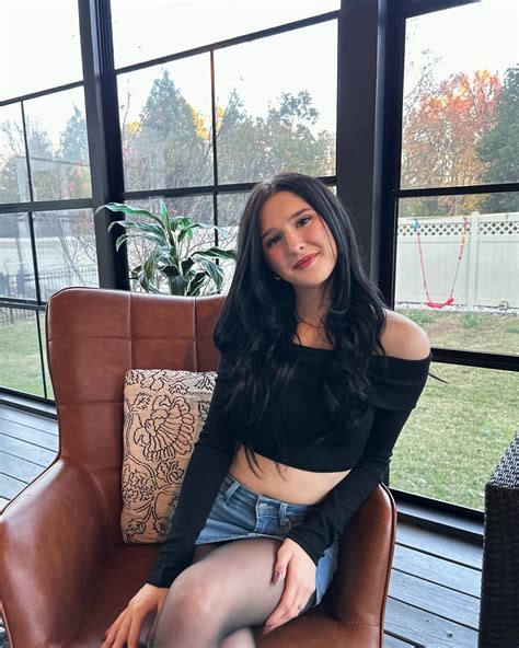 Emily ☆ (@emily._kraft) • Instagram photos and videos