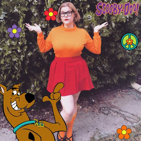 I saw Daphne cosplay so I thought I’d join with My Velma. : r/BBW