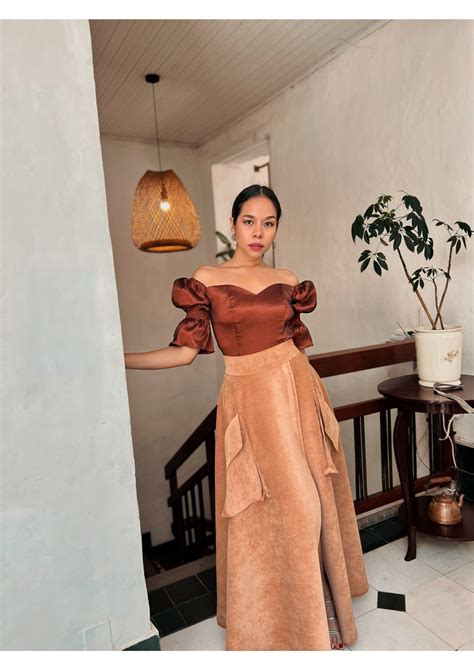 Anai.asesoriadeimagen - Los zapatos en tonos nude, nos ayudan a lucir