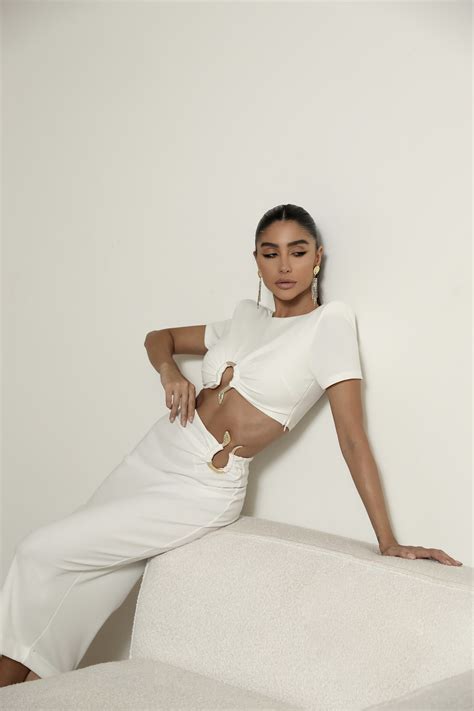 Saia Naja Midi Off White - Voga Brand