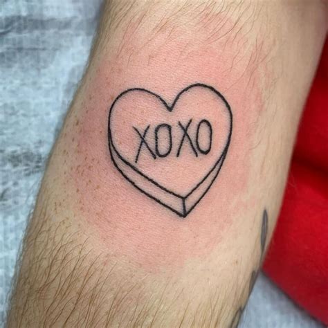 21 XOXO Tattoo Ideas To Inspire A New Jewel On Your Skin