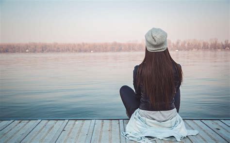 Alone Girl Wallpapers - Wallpaper Cave