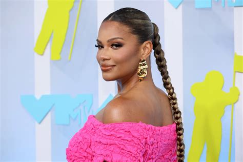 Black Celebrities On The 2022 VMAs Red Carpet