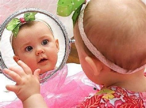 Дочь смотрит в зеркало и говорит: - И кому же ... | Мама Дети Семья ...