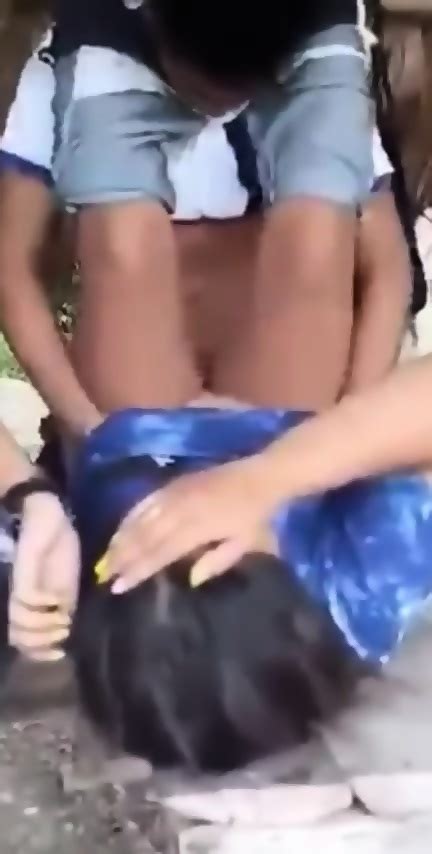 Social media swoons over the latest sexy guy Asian viral trend 5