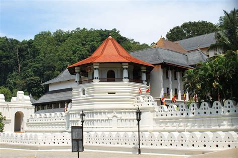 Qué ver en Kandy en Sri Lanka: La vida de Buda y su diente (9/13 parte)