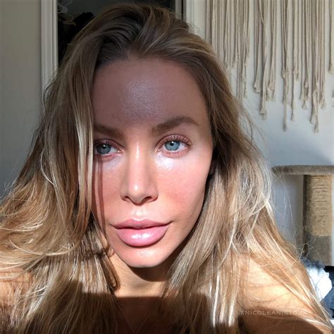 Pretty Face : r/nicoleaniston