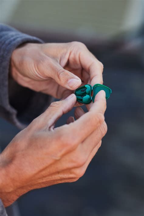 A New Earplug for Swimmers - HappyEars US