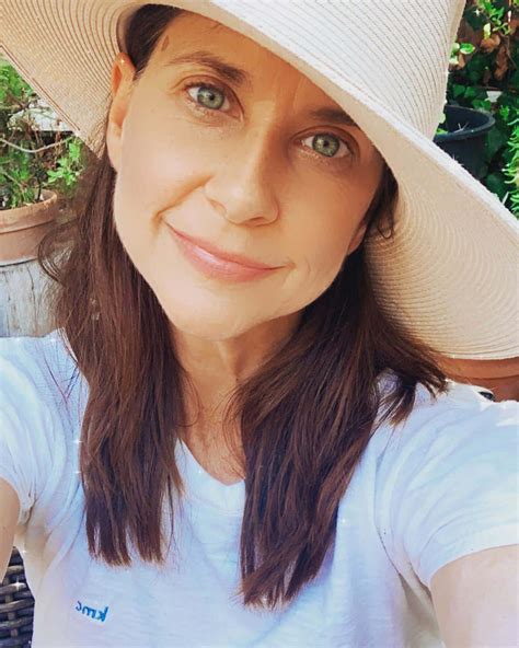 Kellie Martin - Biography, Height & Life Story | Super Stars Bio