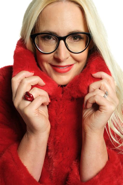 A haicut secret that makes you look ten years younger instantly 15