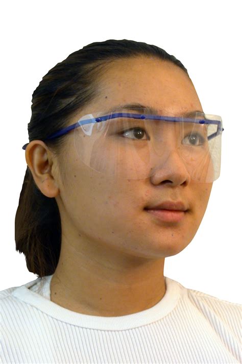 Disposable Protective Safety Eyewear – Essential for Dental Work
