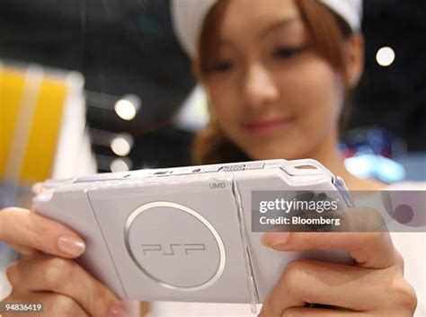 Sony Playstation Portable Japan Photos and Premium High Res Pictures ...