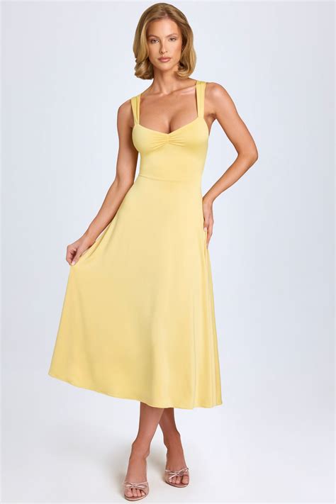 Thandie Sweetheart-Neck Ruched Midaxi Dress in Pastel Yellow | Oh Polly