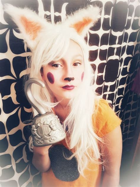 #LOLBIT #FNAF #cosplay #Halloween #costume | Fnaf cosplay, Candy