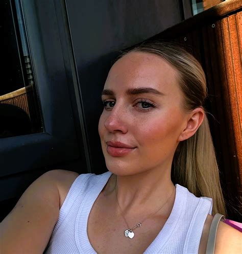 Desperate woman, 21, battling mystery illness STILL doesn't have