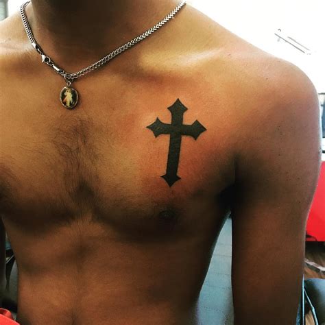 List 92+ Pictures Tatto De Cruz En La Mano Completed