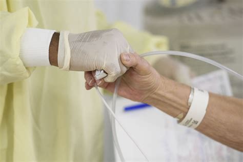 Neuroscientist Says Her Ovarian Cancer Symptoms Were Mistaken for UTI