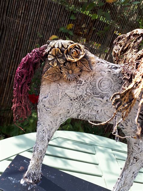 Rosehart Studio - Anna Emelia Howlett Artist