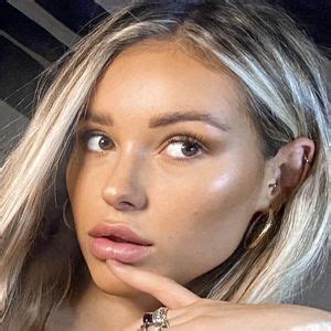 Lauren Laratta's Profile Hottest Nudes & More - FapJerks