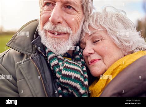 happy, walk, bonding, older couple, starke schulter, happies, walks