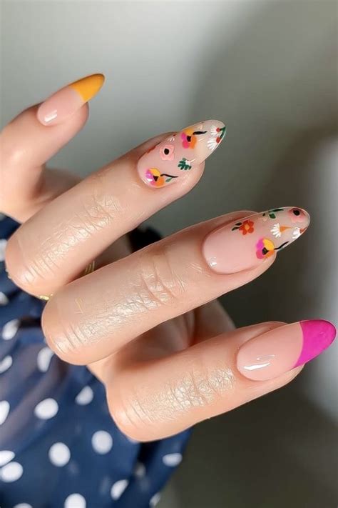 50 Adorable Flower Nail Designs to Try This Summer - Your Classy Look