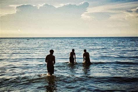 Topless+Girls+With+Tan+Lines Photos, Download The BEST Free Topless