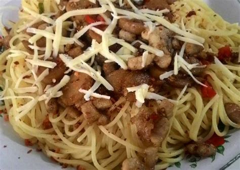 resep spaghetti aglio olia ala anak kost oleh trisna susanti cookpad